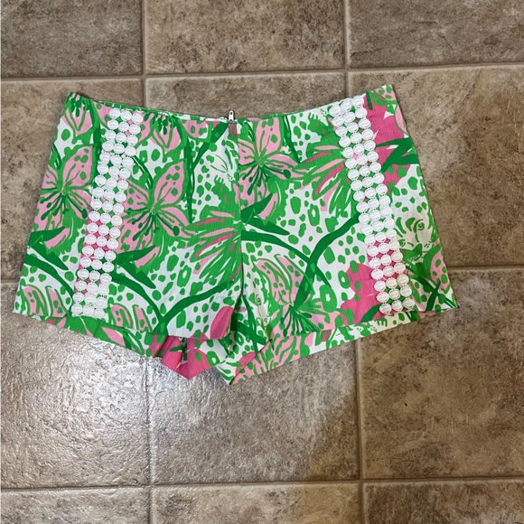 Lilly Pulitzer short size 0 like new - Picture 1 of 4